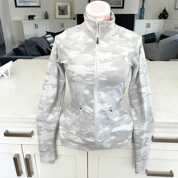 Lole Activewear Full Zip Hi Collar Nylon Blend Camo Print Jacket Green/Grey Sz S - Picture 1 of 11
